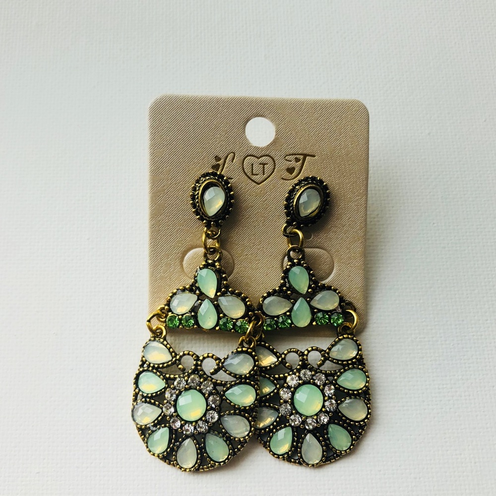 Dangle Earrings Gold color with Rhinestones, NEW